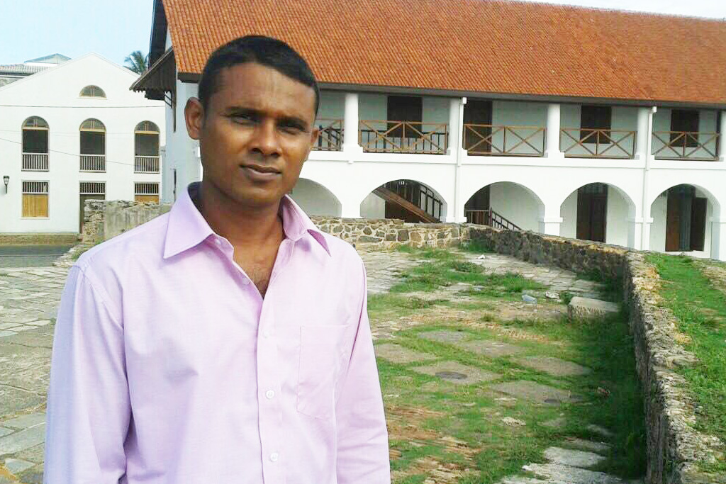 Tour Driver Sri Lanka
